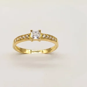 Sortija/Solitario en oro de 18 ktes Ref 5611/A