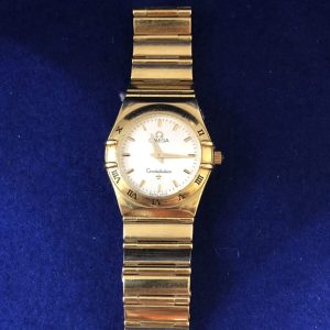 Reloj Omega Constellation de señora, en oro amarillo de ley 18 kts., mecanismo de cuarzo, año 1998.