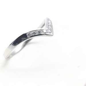 Sortija en oro blanco de 18 ktes Ref 1513/B