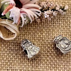Abalorio/Charm de plata de 1ª Ley – VIRGEN DE LOS REMEDIOS (Fregenal de la Sierra)